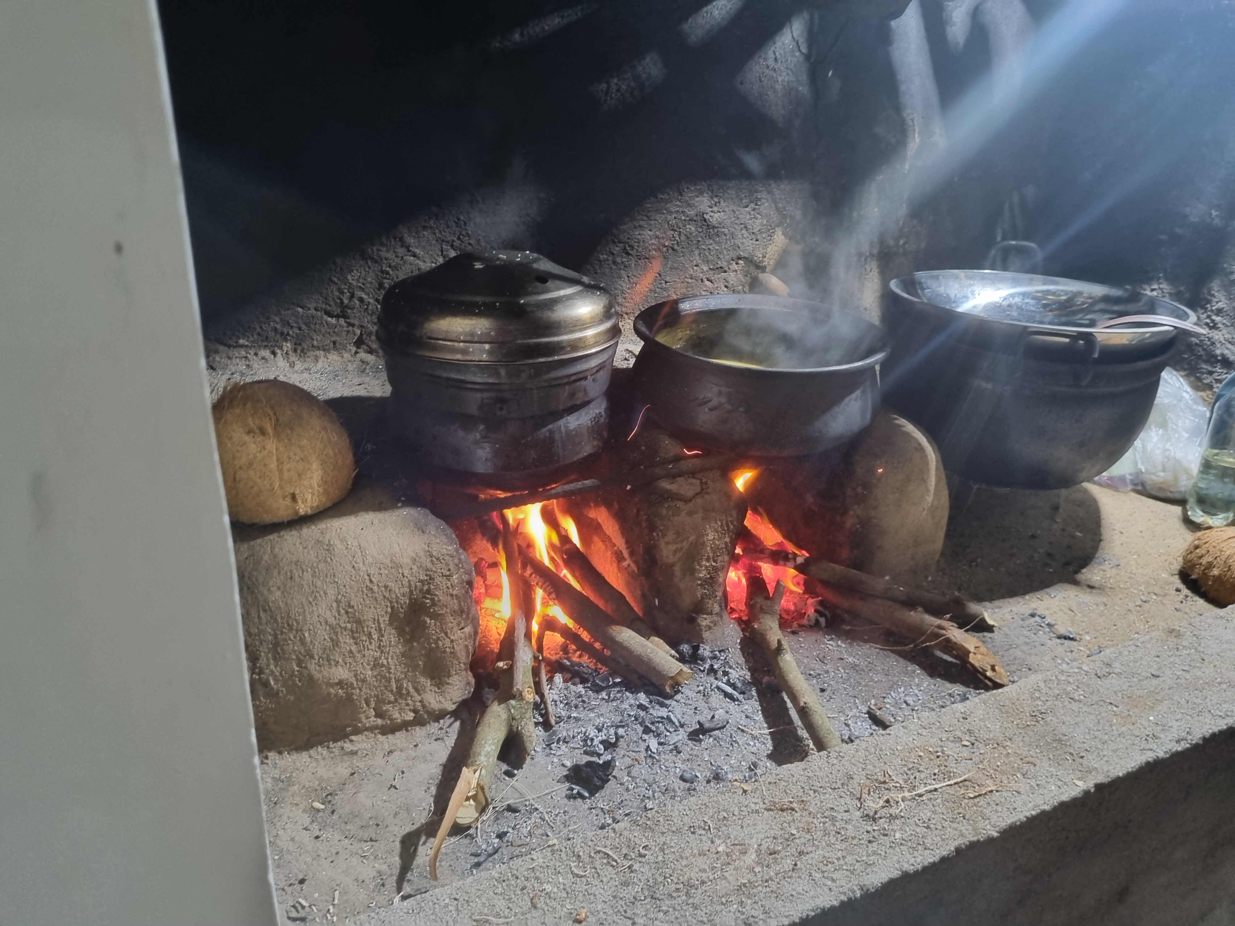 Traditional Sri Lankan stove in use at Lion Shade Bungalow