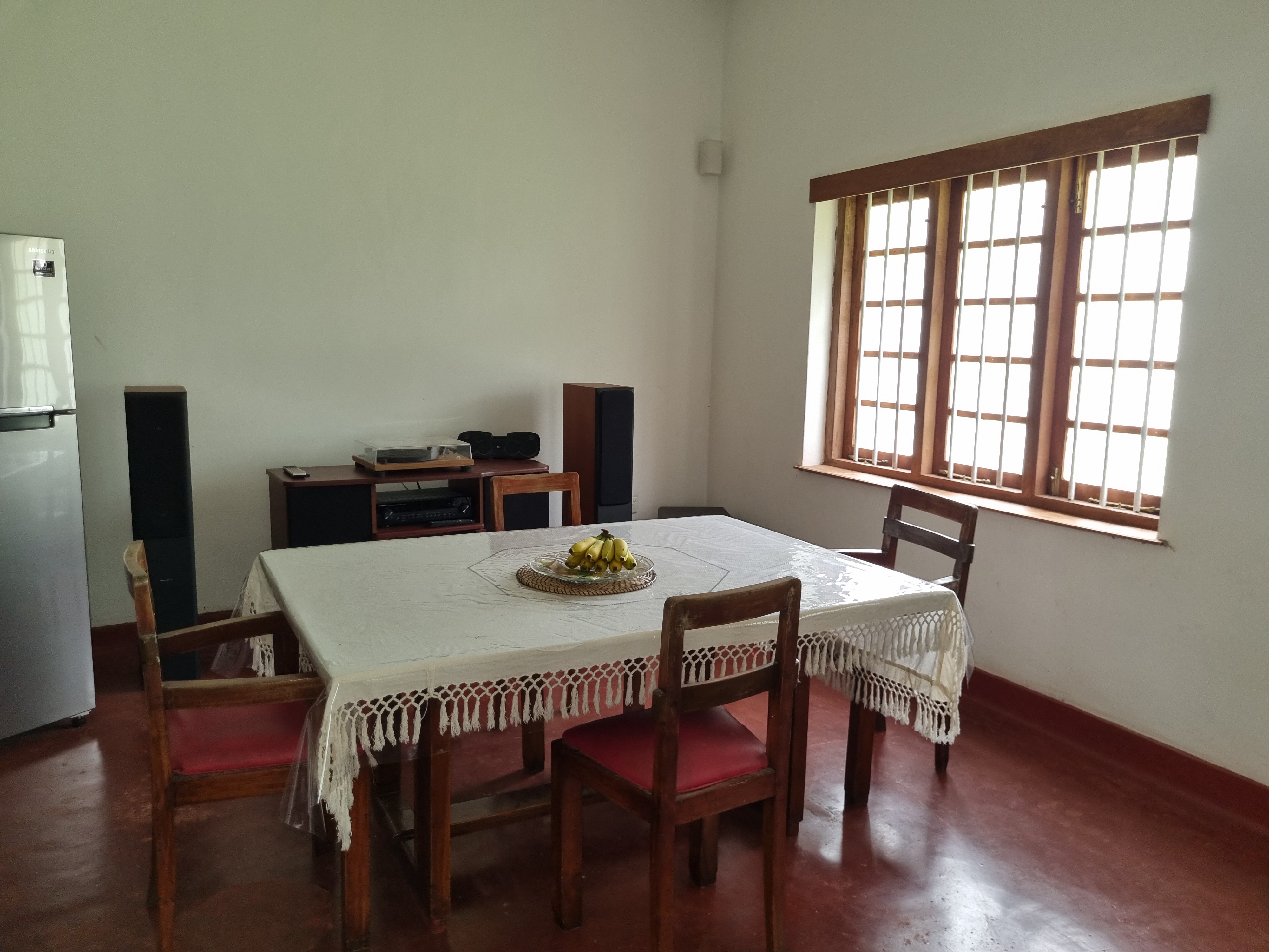 Spacious family dining area at Lion Shade Bungalow